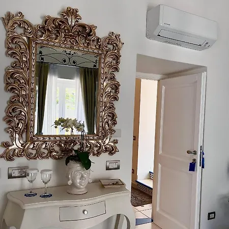 Milky Couette-café Positano