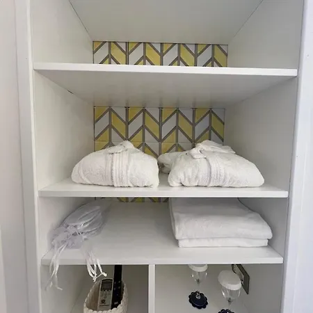 Milky Couette-café 4*