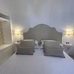 Milky Couette-café Positano