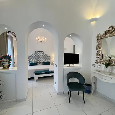 B&B Milky 3*