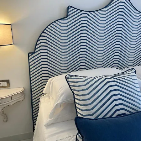 Alojamento de Acomodação e Pequeno-almoço Milky 4*